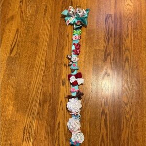 Hair Bow organizer with bows